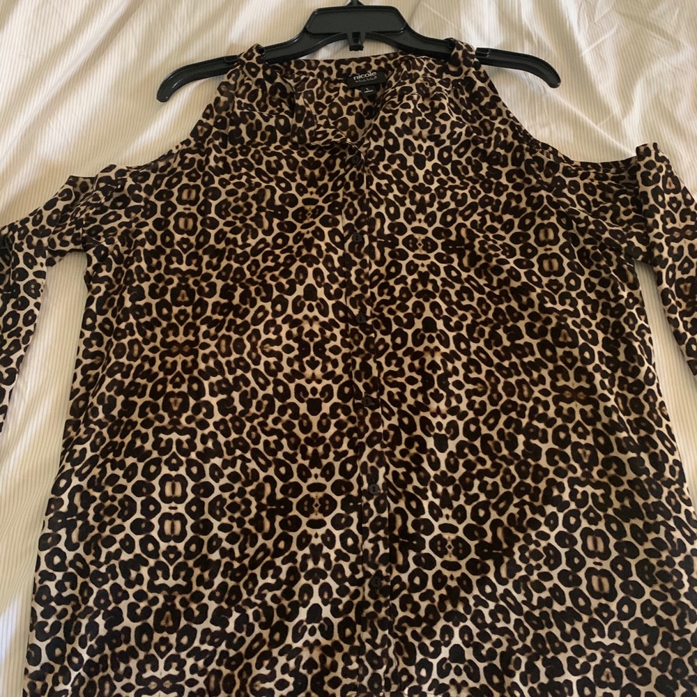 Leopard Print Cold Shoulder Top